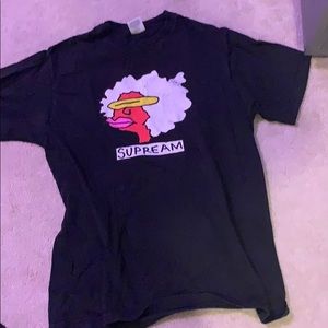 Supreme Tee shirt